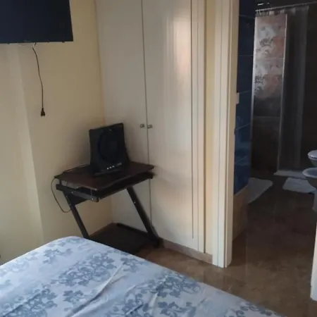 Estudio Con Cocina-comedor Independiente