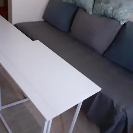 Estudio Con Cocina-comedor Independiente *